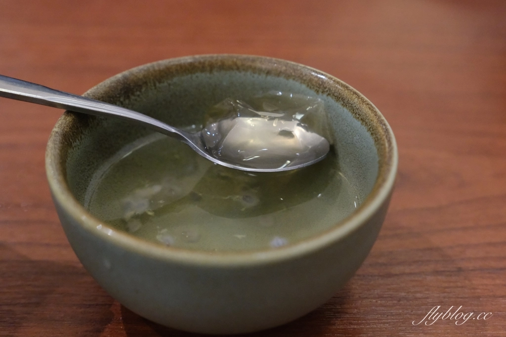 台中西區｜如嬌花膠雞鍋物．榮獲台灣500盤推薦，台灣首間花膠雞鍋物品牌 @飛天璇的口袋