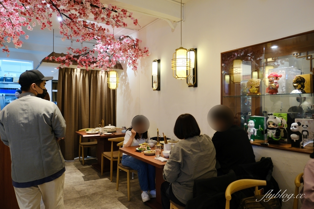 台中西區｜如嬌花膠雞鍋物．榮獲台灣500盤推薦，台灣首間花膠雞鍋物品牌 @飛天璇的口袋