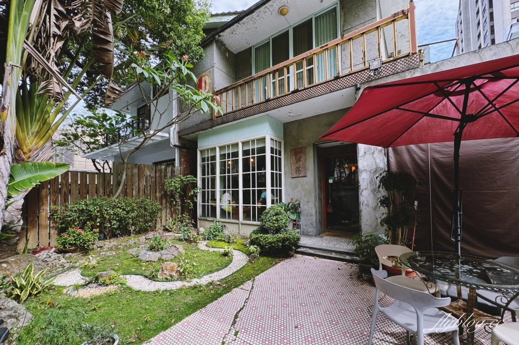 台中西區｜珈琲院．美軍宿舍所改建，存中街20年老字號咖啡館 @飛天璇的口袋