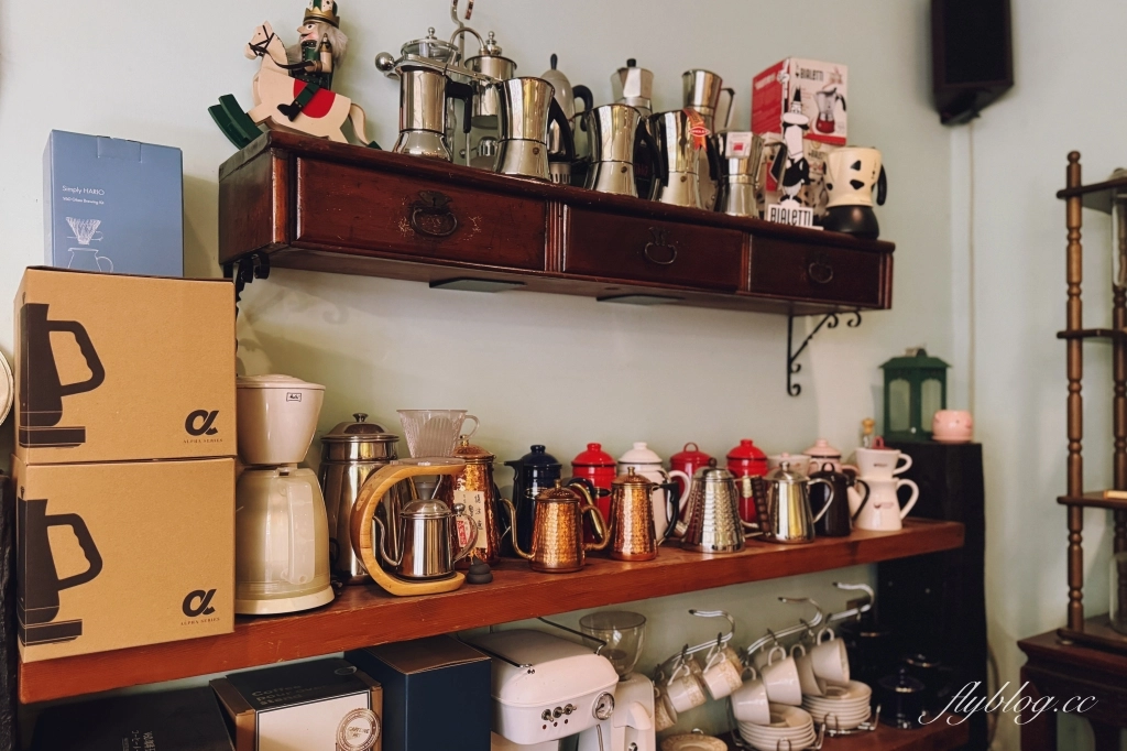 台中西區｜珈琲院．美軍宿舍所改建，存中街20年老字號咖啡館 @飛天璇的口袋