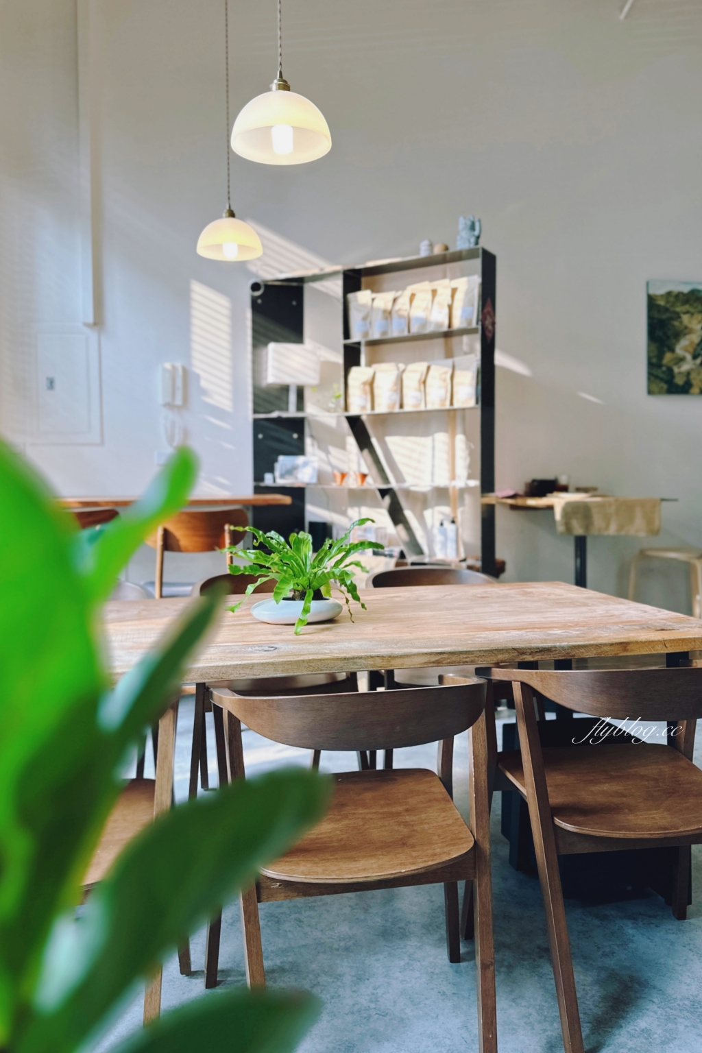 台中烏日｜芃森咖啡 Pansen Coffee．鄰近烏日高鐵站，楽珈咖啡的二店 @飛天璇的口袋