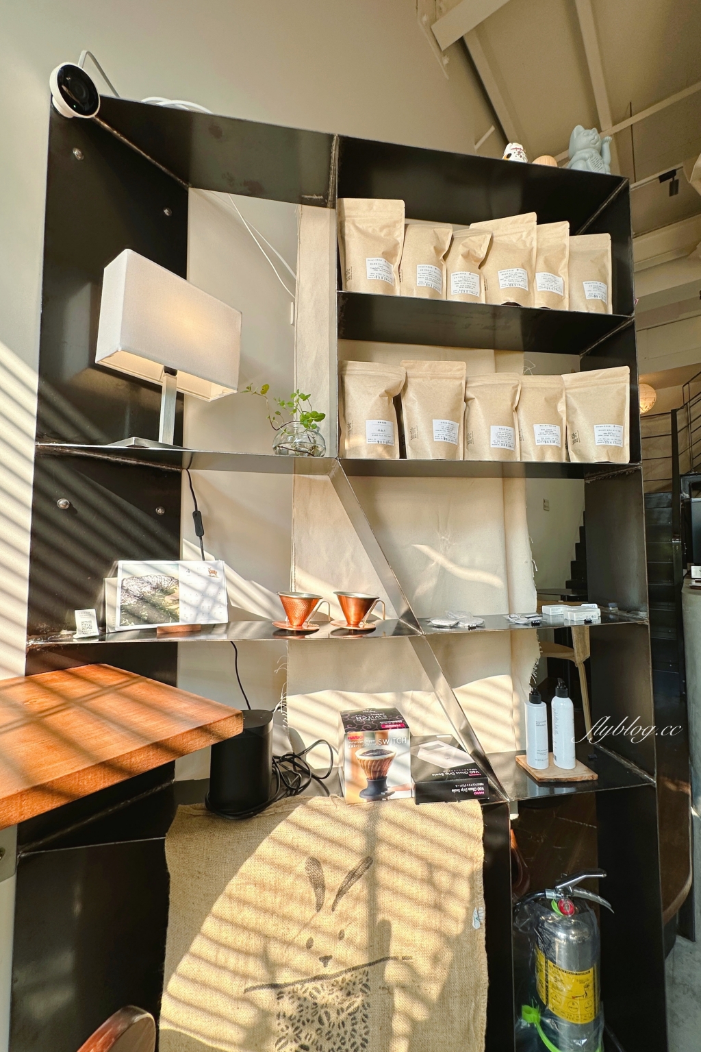 台中烏日｜芃森咖啡 Pansen Coffee．鄰近烏日高鐵站，楽珈咖啡的二店 @飛天璇的口袋