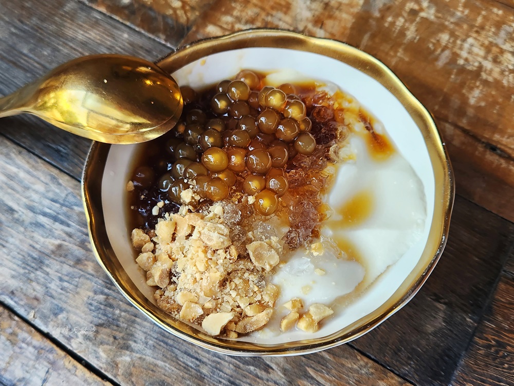 台中西區｜審計新村一日遊．暮暮文創市集、10間小吃美食、文創商品DIY、IG必拍打卡點 @飛天璇的口袋