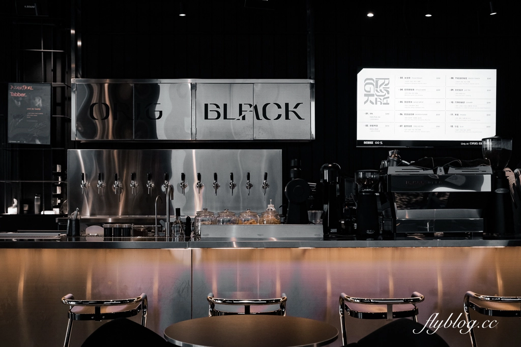 台中北屯｜ORIG BLACK DusK．暗黑系深夜咖啡館，早午餐甜點都好吃 @飛天璇的口袋