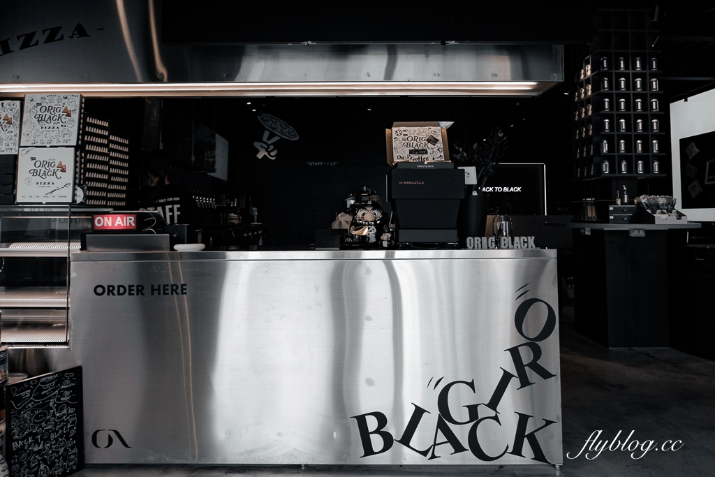 台中北屯｜ORIG BLACK DusK．暗黑系深夜咖啡館，早午餐甜點都好吃 @飛天璇的口袋