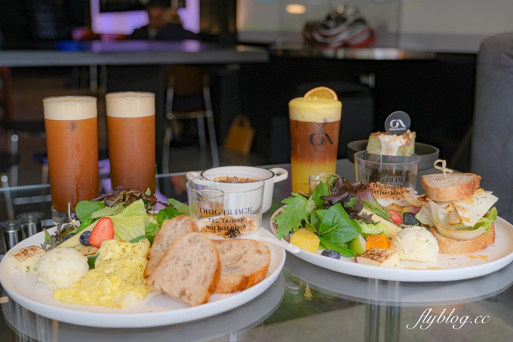 台中北屯｜ORIG BLACK DusK．暗黑系深夜咖啡館，早午餐甜點都好吃 @飛天璇的口袋