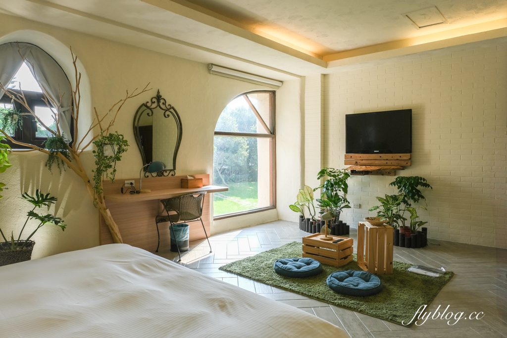 苗栗卓蘭｜花露精油城堡民宿．花露農場住宿區，季節限定繡球花房型 @飛天璇的口袋