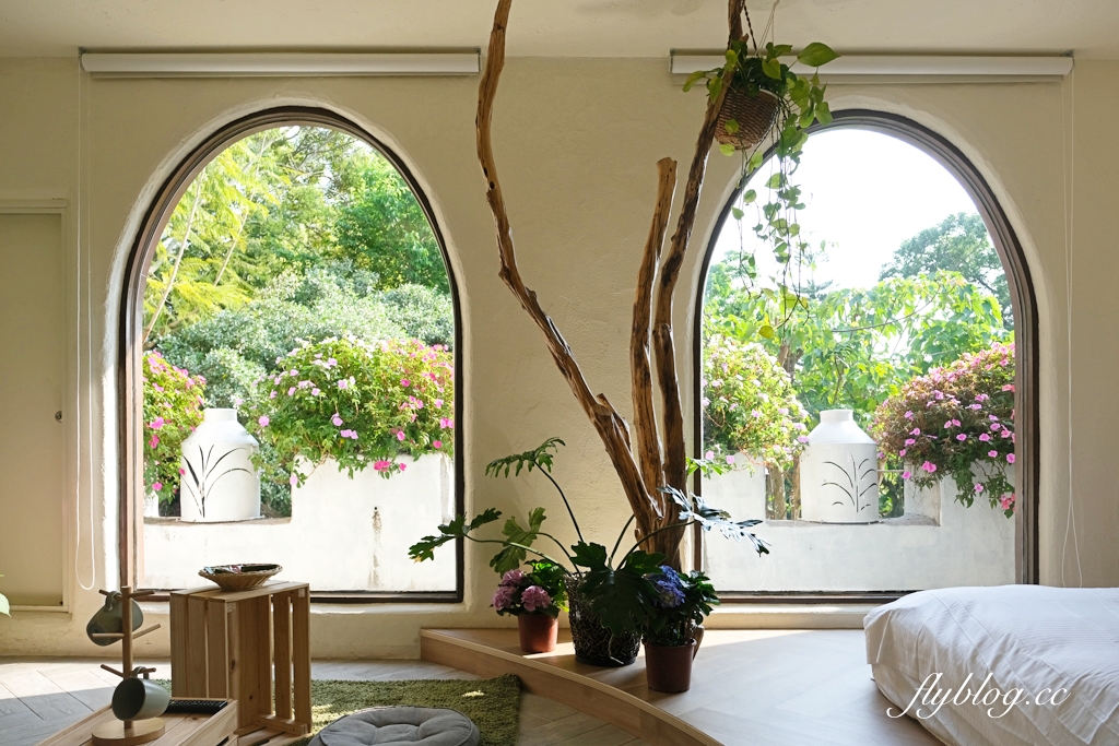 苗栗卓蘭｜花露精油城堡民宿．花露農場住宿區，季節限定繡球花房型 @飛天璇的口袋