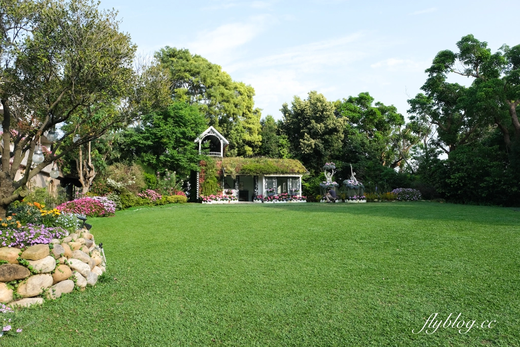 苗栗卓蘭｜花露精油城堡民宿．花露農場住宿區，季節限定繡球花房型 @飛天璇的口袋