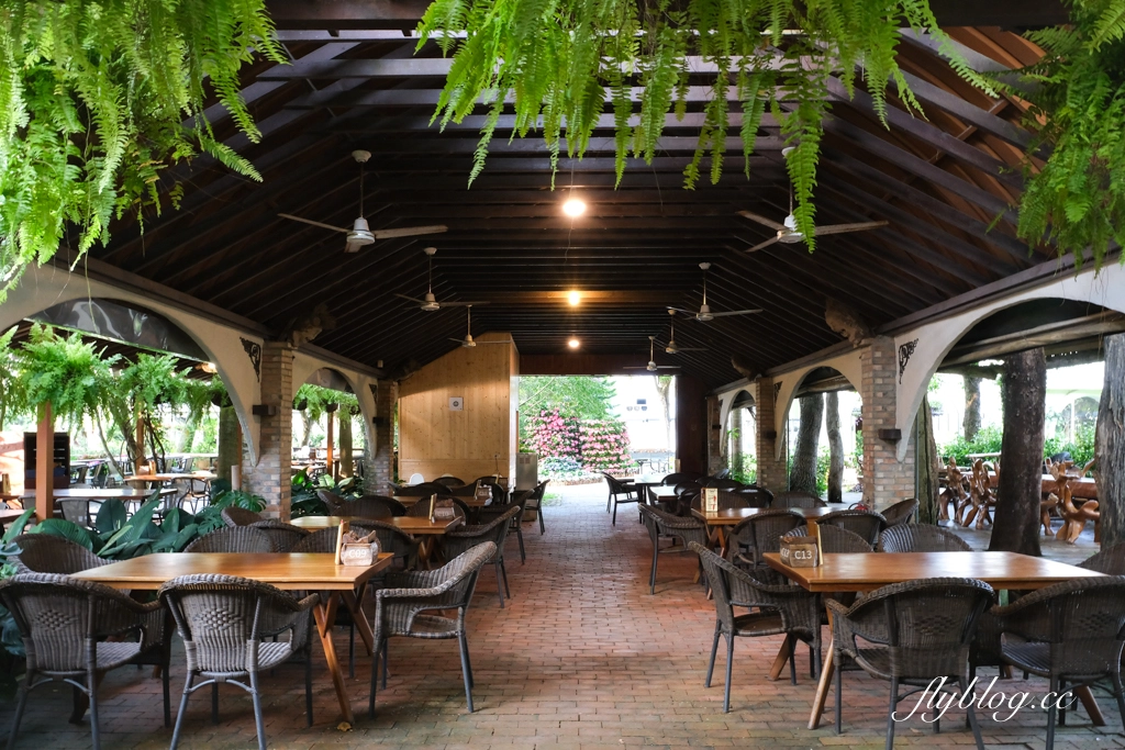 苗栗卓蘭｜花露精油城堡民宿．花露農場住宿區，季節限定繡球花房型 @飛天璇的口袋