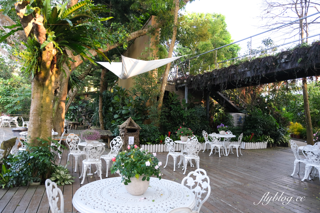 苗栗卓蘭｜花露精油城堡民宿．花露農場住宿區，季節限定繡球花房型 @飛天璇的口袋