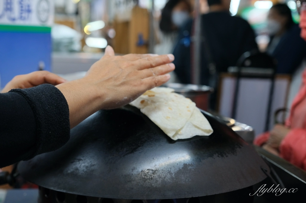 台中北屯｜印度阿三甩餅．旱溪夜市、大慶夜市和總站夜市都吃得到，現點現做手工甩餅 @飛天璇的口袋