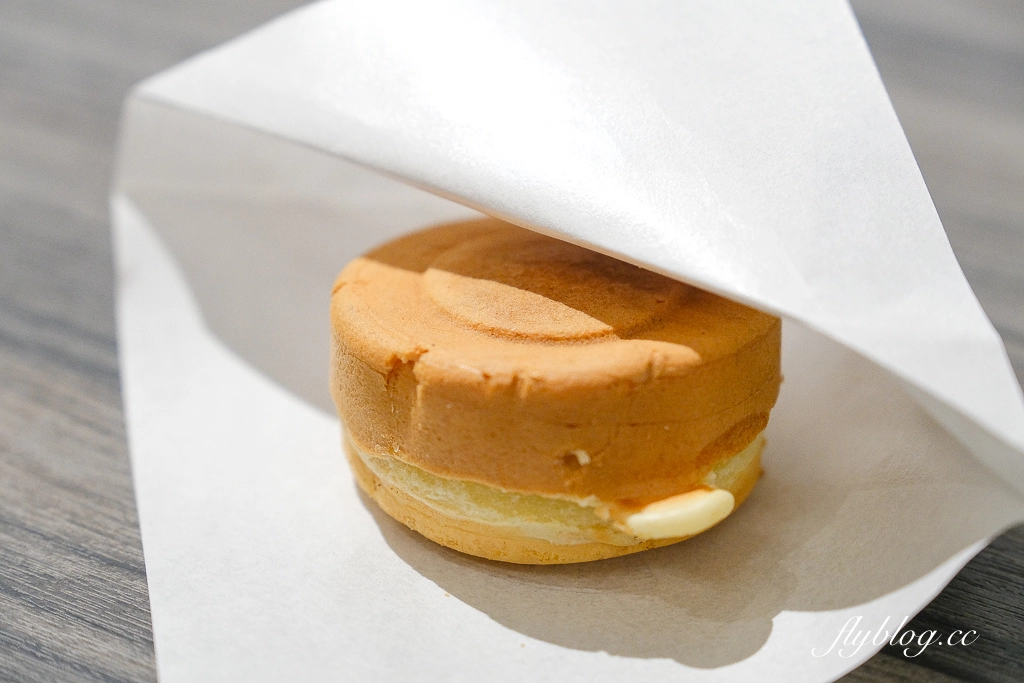 台中北屯｜K2G 48 Warehouse．KroX Coffee 跨蒔咖啡概念店，鐵工廠改建的咖啡館 @飛天璇的口袋