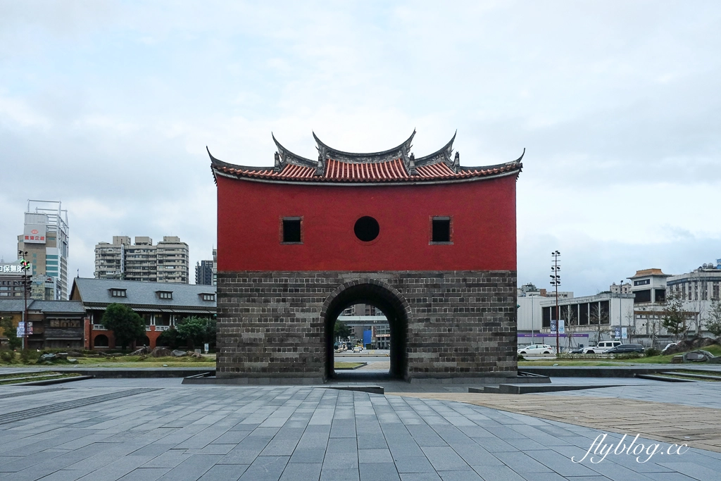 台北中正｜Mountain Kids Coffee Roaster 山小孩咖啡．台北車站咖啡館推薦，坐擁北門百年古蹟 @飛天璇的口袋