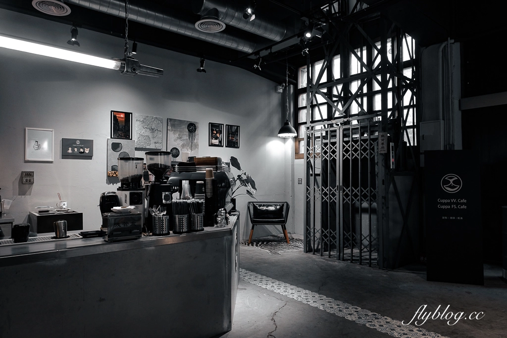 台中東區｜Cuppa FS Cafe 富興店．富興工廠1962裡的咖啡館，舊工廠蛻變成文靜聚落 @飛天璇的口袋