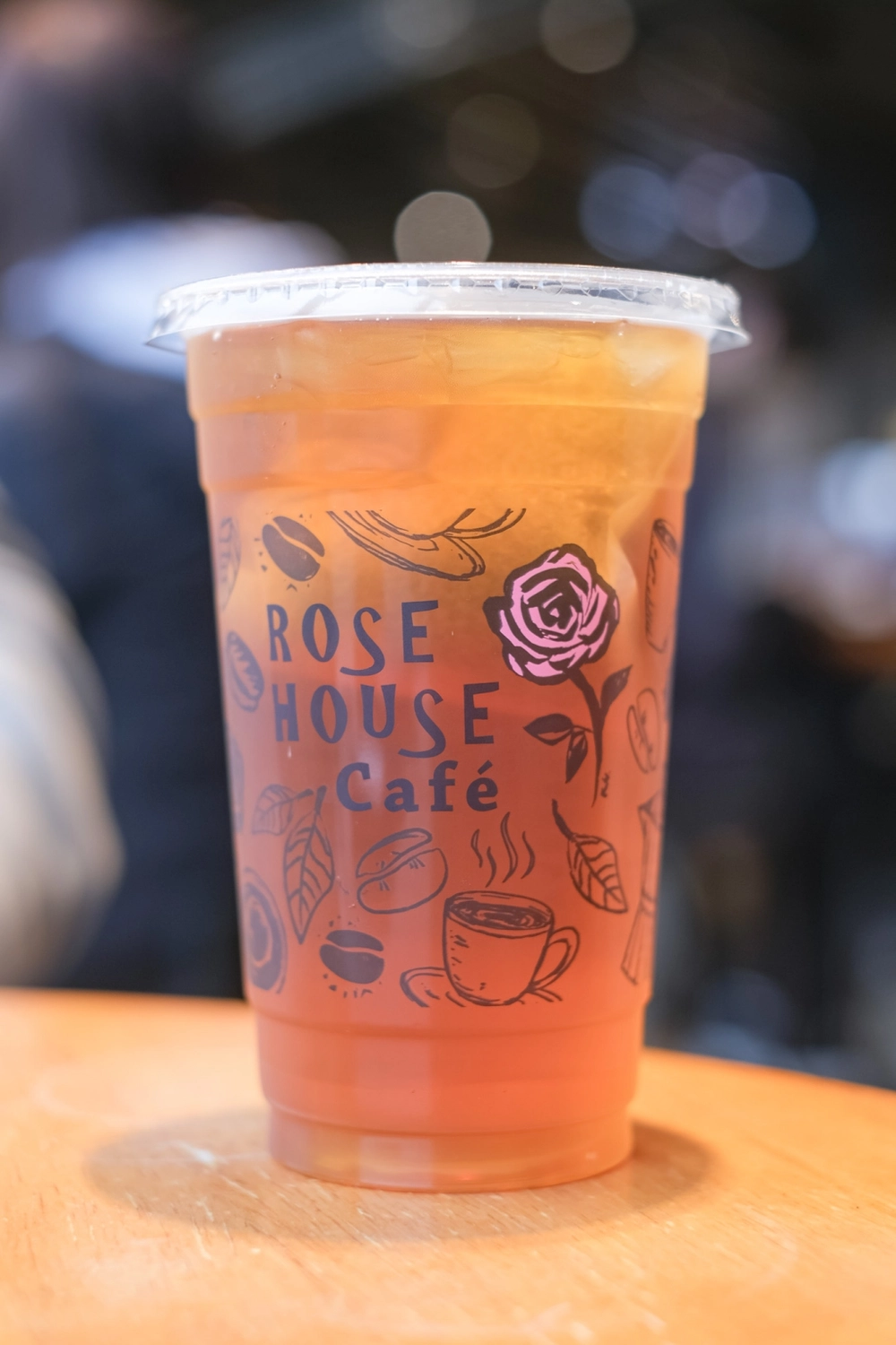 台中梧棲｜Rose House Cafe．古典玫瑰園新品牌，台中三井Outlet甜點下午茶 @飛天璇的口袋