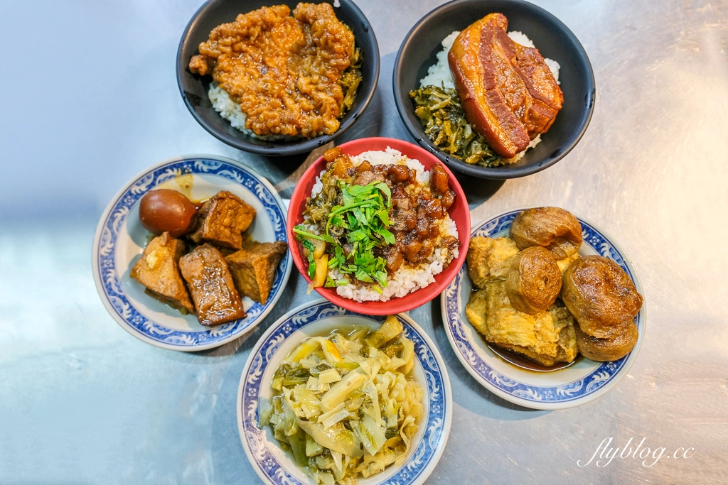 台中西屯|肉燥兄弟魯肉飯.營業到深夜2點宵夜場,從路邊餐車到實體店面 @飛天璇的口袋 台中西屯|肉燥兄弟魯肉飯.營業到深夜2點宵夜場,從路邊餐車到實體店面 @飛天璇的口袋