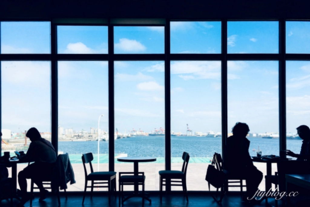 台中梧棲｜Rose House Cafe．古典玫瑰園新品牌，台中三井Outlet甜點下午茶 @飛天璇的口袋