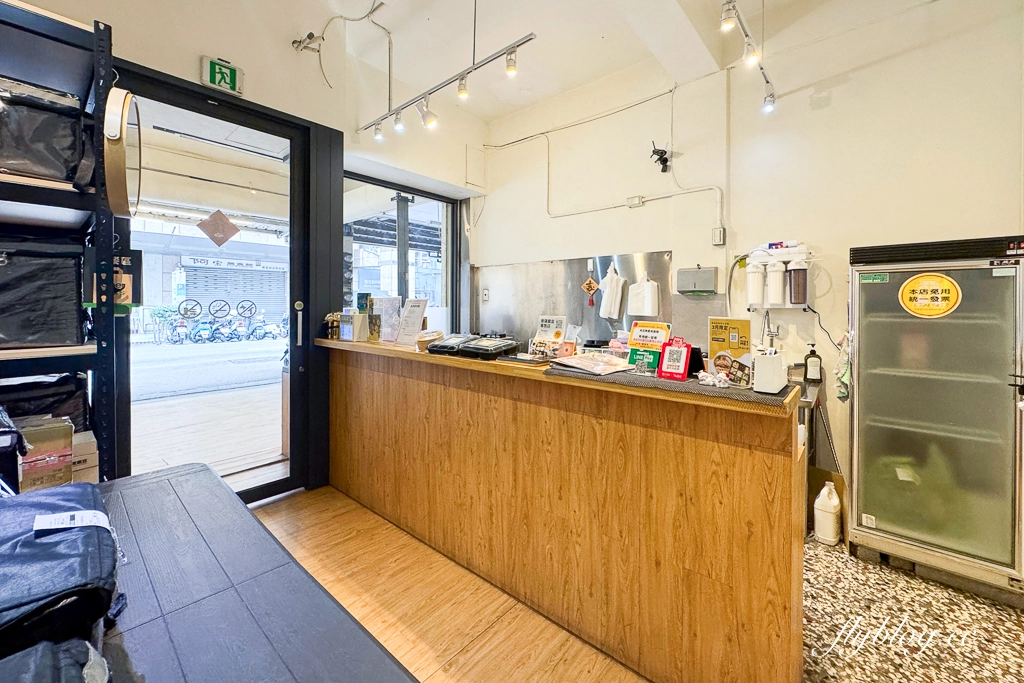 台中南屯｜方圓九里餐飲店．超質感九宮格餐盒，台中會議便當推薦 @飛天璇的口袋