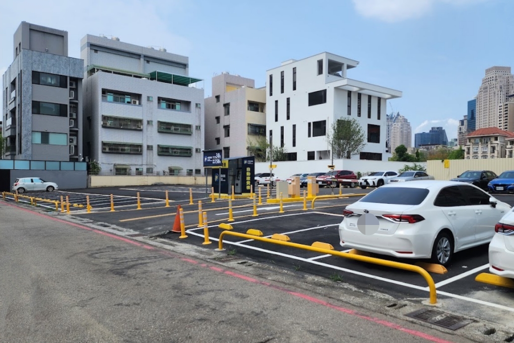 台中南屯｜東方龍古味今品料理．唯一台中米其林指南推薦燒鵝，經典台菜融入新創意 @飛天璇的口袋