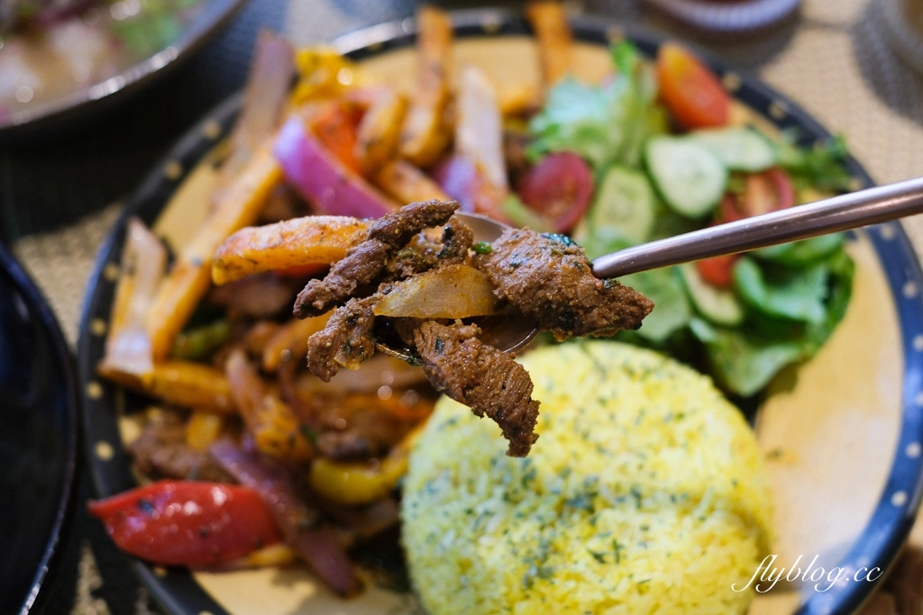 台中北屯｜莎莎島 Salsaland．台中唯一秘魯餐廳，結合南美洲與南洋料理 @飛天璇的口袋