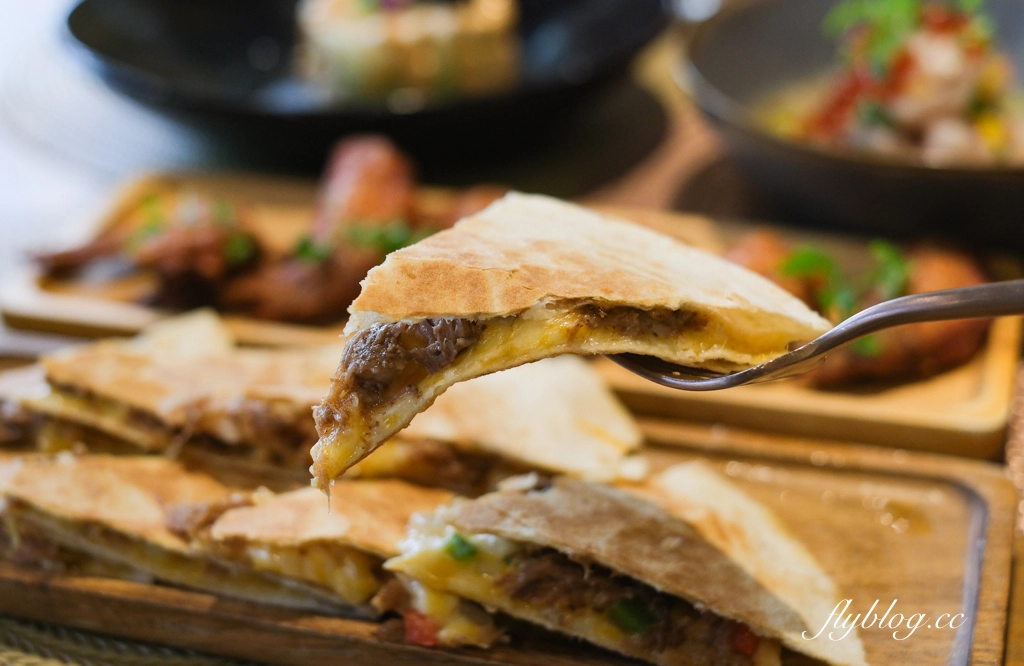 台中北屯｜莎莎島 Salsaland．台中唯一秘魯餐廳，結合南美洲與南洋料理 @飛天璇的口袋