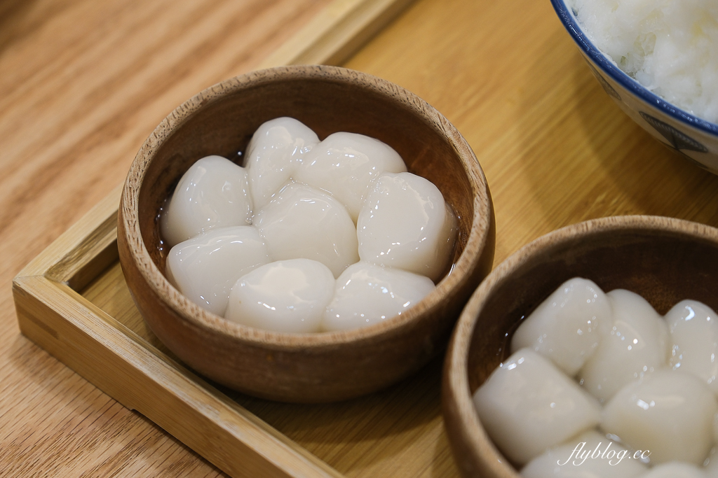 台中北區｜嘉良冰鎮 梅亭參店．太平生意最好的冰店進軍市區，40年老字號的古早味剉冰 @飛天璇的口袋