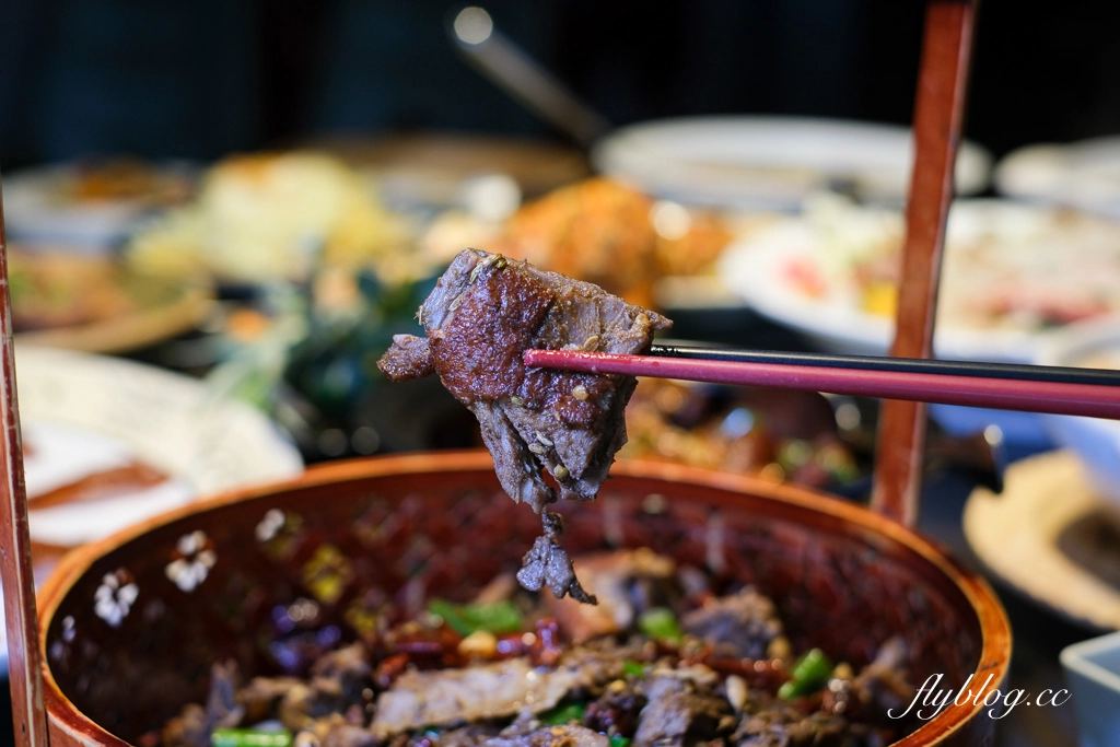 台中南屯｜東方龍古味今品料理．唯一台中米其林指南推薦燒鵝，經典台菜融入新創意 @飛天璇的口袋