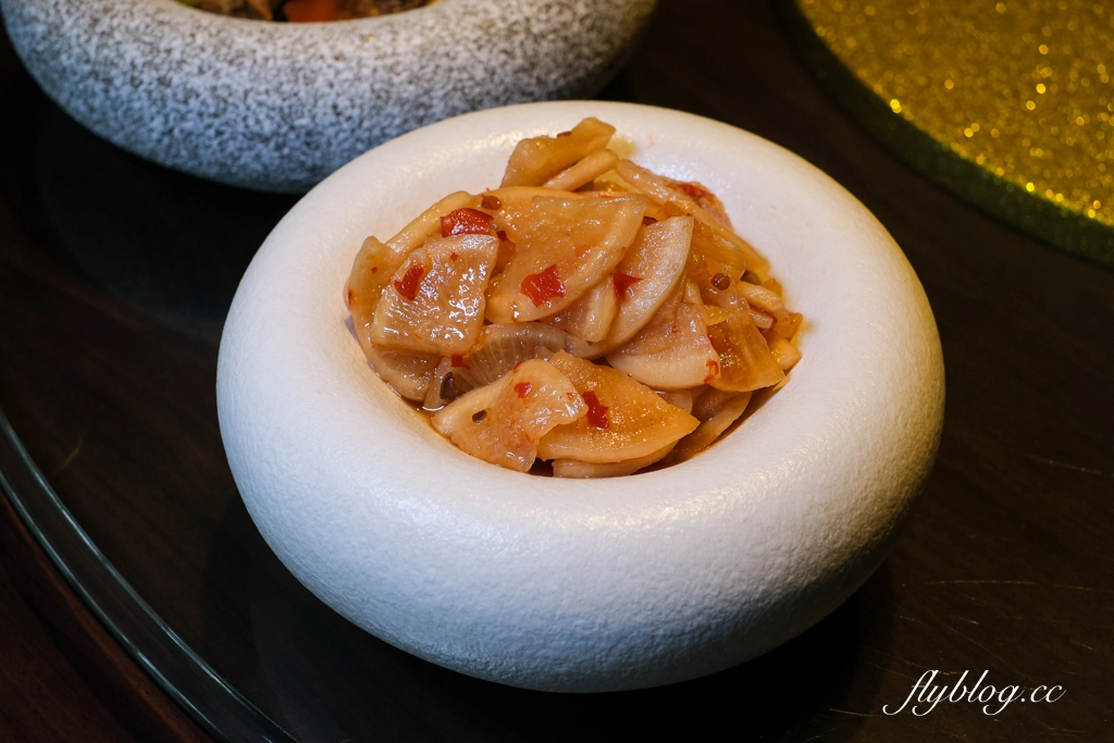 台中南屯｜東方龍古味今品料理．唯一台中米其林指南推薦燒鵝，經典台菜融入新創意 @飛天璇的口袋