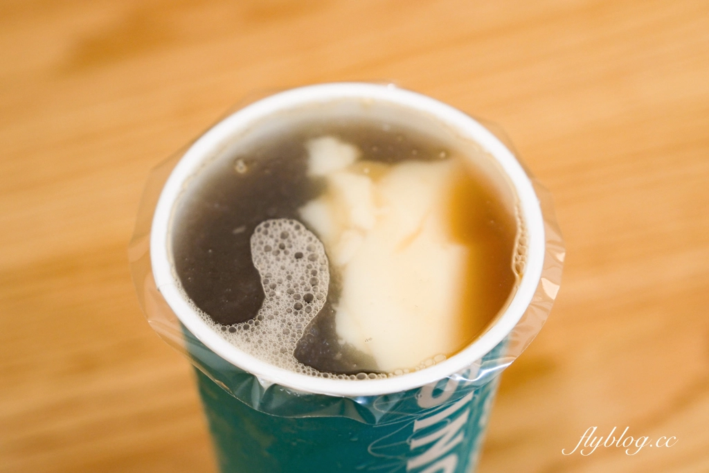 台中北區｜嘉良冰鎮 梅亭參店．太平生意最好的冰店進軍市區，40年老字號的古早味剉冰 @飛天璇的口袋