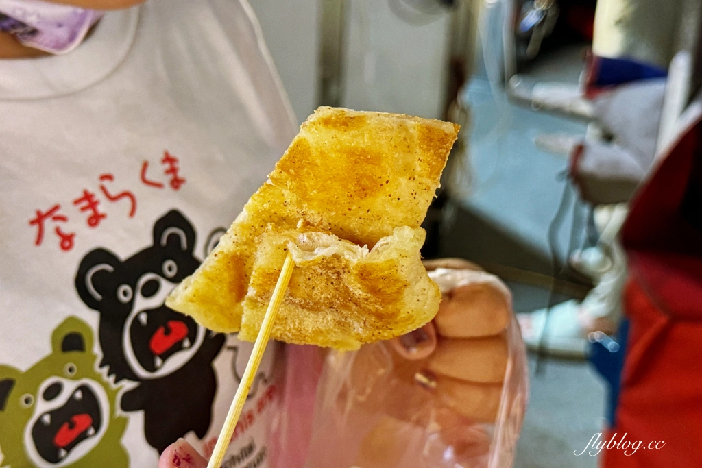 台中北屯｜丹丹蔥油餅．總站夜市排隊美食，蔥油餅超過10種口味 @飛天璇的口袋
