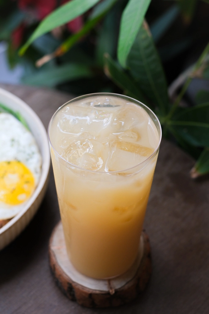 台中北區｜Glimmer Cafe．全天候供應早午餐，吃得到打拋豬和義大利麵 @飛天璇的口袋