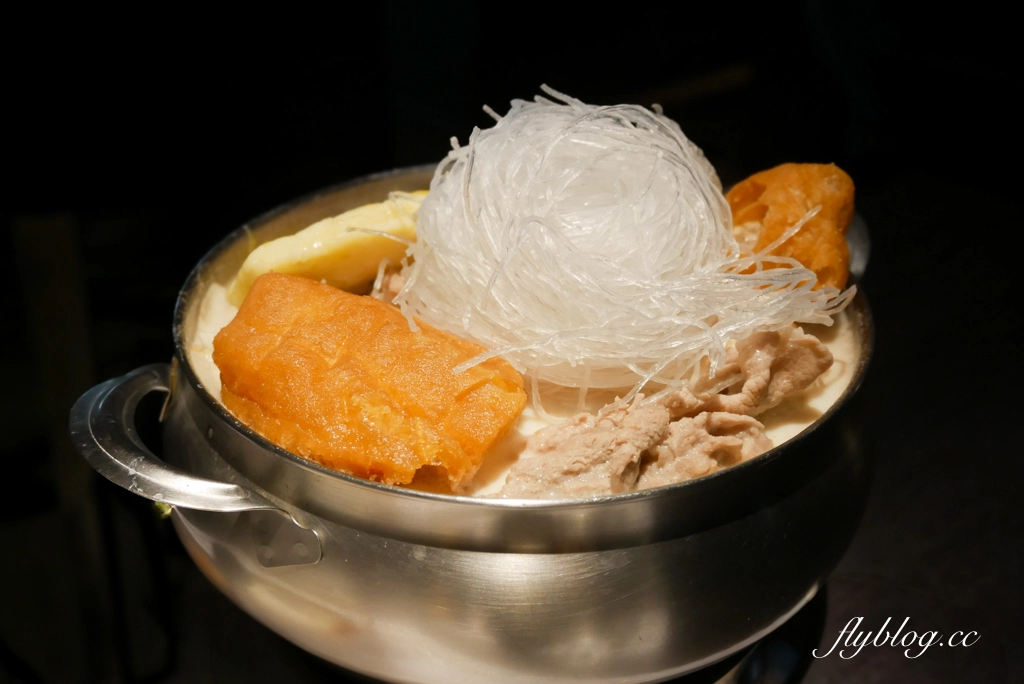 台中北區｜偈亭泡菜鍋．一中街小火鍋霸主，必點韓式泡菜鍋和牛奶起司鍋 @飛天璇的口袋