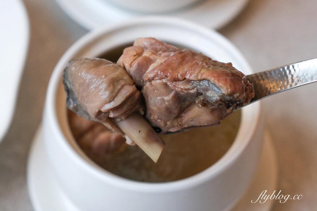 台中西屯｜蒔瀞 CHER AQUA．隱身台中歌劇院裡，超美的台菜餐廳 @飛天璇的口袋