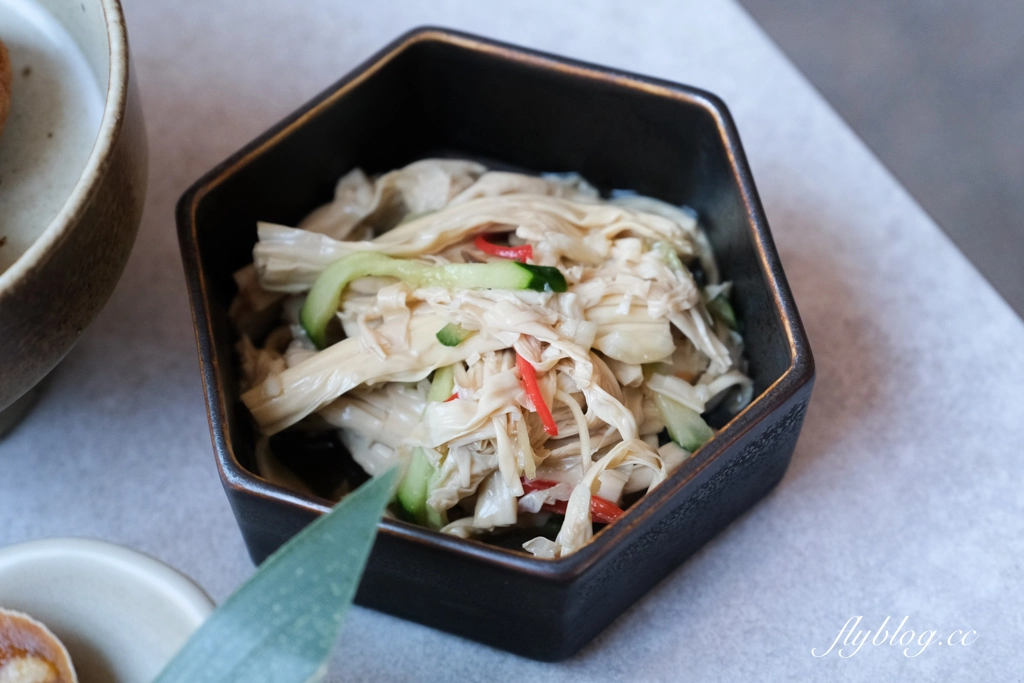 台中西屯｜蒔瀞 CHER AQUA．隱身台中歌劇院裡，超美的台菜餐廳 @飛天璇的口袋