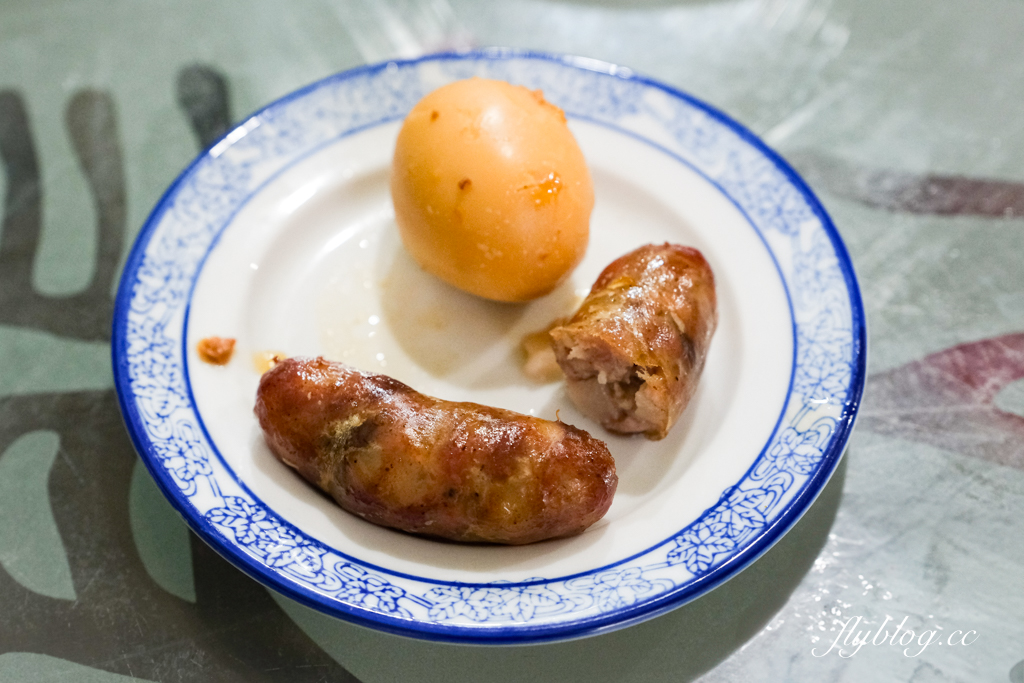 彰化鹿港｜龍山魷魚肉羹．鹿港在地50年老店，觀光客必吃美食 @飛天璇的口袋