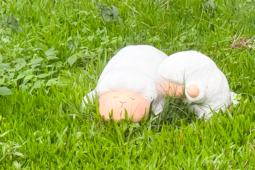 南投仁愛｜全家便利商店 清境雲海店．清境海拔最高便利商店，歐式城堡建築還有羊咩咩 @飛天璇的口袋