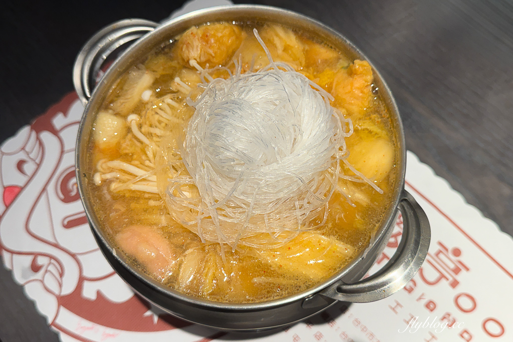 台中北區｜偈亭泡菜鍋．一中街小火鍋霸主，必點韓式泡菜鍋和牛奶起司鍋 @飛天璇的口袋