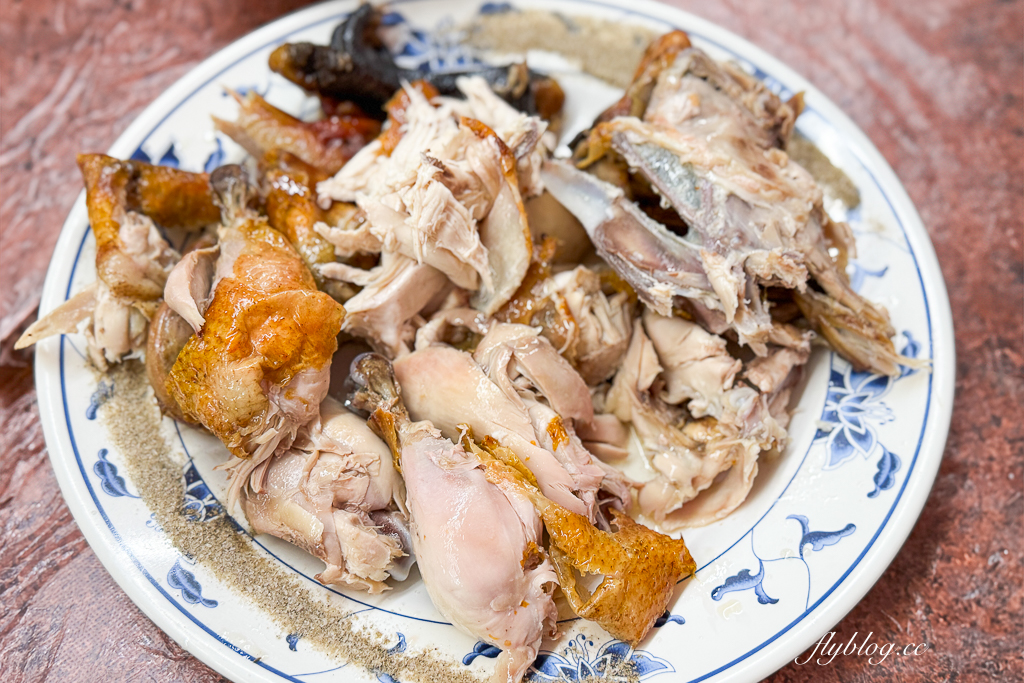 南投埔里｜香記桶仔雞．愛蘭交流道旁甕缸雞，雞油四物湯伴飯吃 @飛天璇的口袋