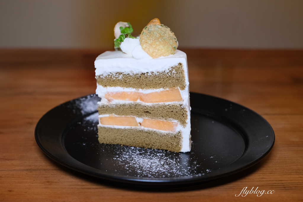 台中西區｜群島李季．從網路甜點工作室起家，台中老宅甜點咖啡館 @飛天璇的口袋