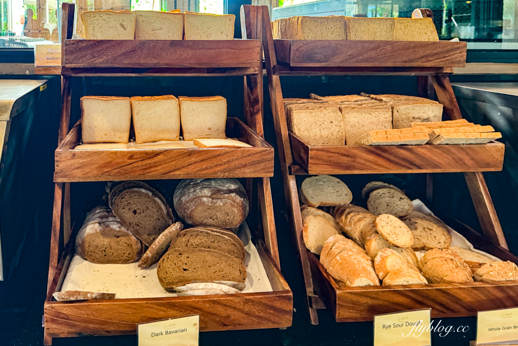 泰國攀牙｜La Flora Khao Lak Resort．攀牙五星級海邊渡假村，擁有露天游泳池和兒童俱樂部 @飛天璇的口袋