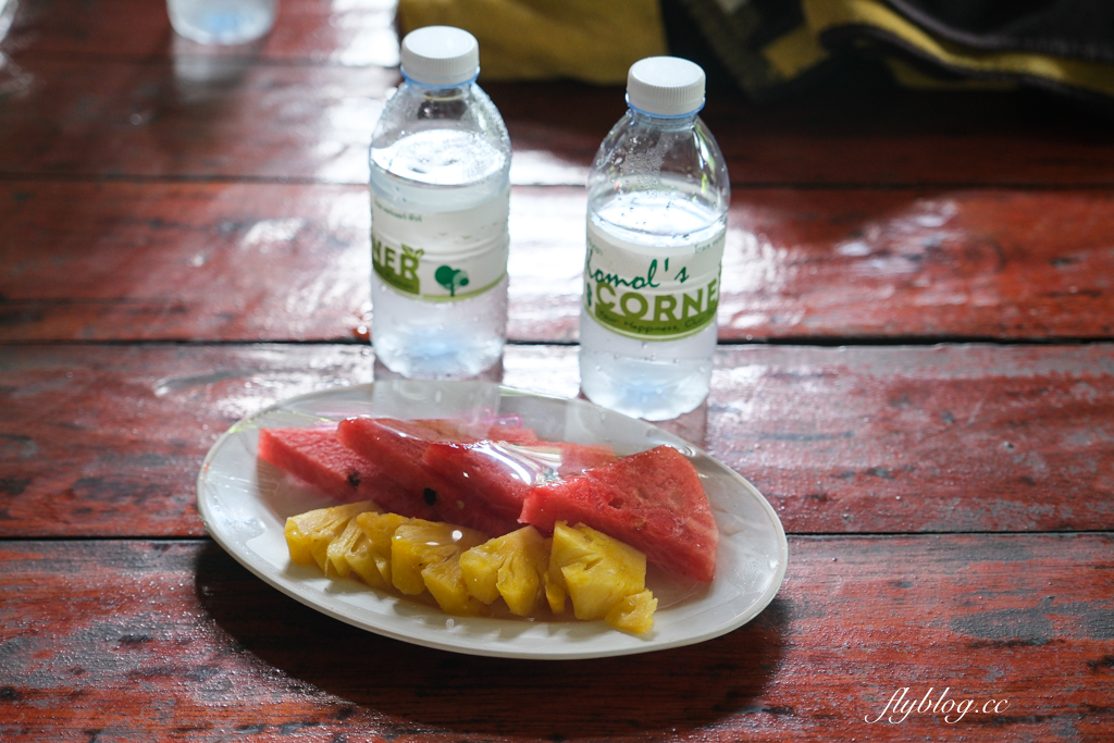 泰國攀牙｜Komol’s Corner Bamboo Rafting．超療癒的竹筏泛舟，穿梭在潺潺流水中，兩邊都是林蔭遮敝 @飛天璇的口袋