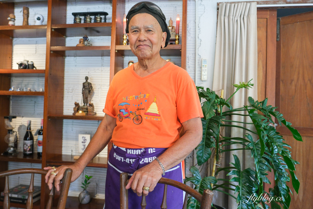 泰國攀牙｜Krua Morakot Home Cooking มรกตโฮมคุ๊กกิ้ง．預約才吃得到的私廚料理，74歲阿公掌廚的泰南料理 @飛天璇的口袋