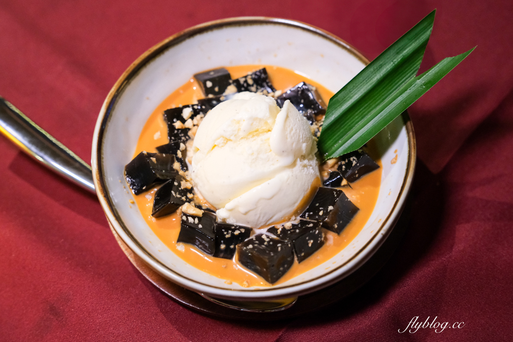 泰國攀牙｜Roilay Khaolak หรอยเล เขาหลัก．攀牙拷叻新開幕泰式餐廳，餐點新鮮美味還有現場演唱 @飛天璇的口袋