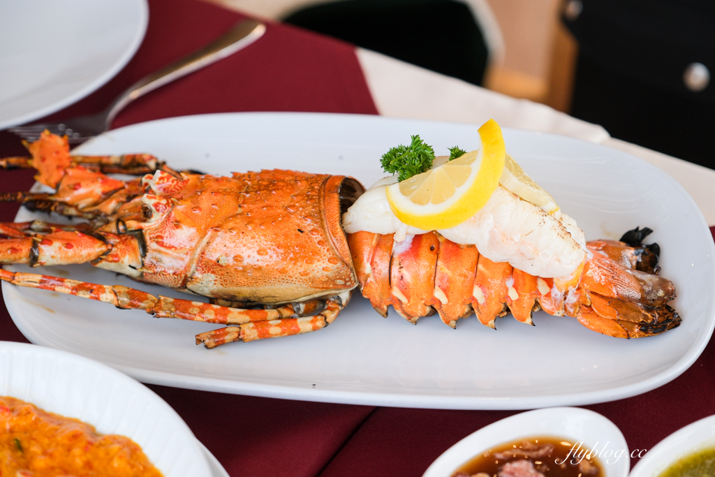 泰國攀牙｜Roilay Khaolak หรอยเล เขาหลัก．攀牙拷叻新開幕泰式餐廳，餐點新鮮美味還有現場演唱 @飛天璇的口袋