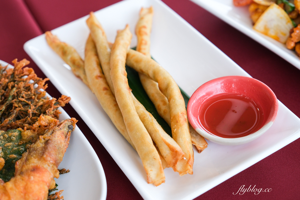 泰國攀牙｜Roilay Khaolak หรอยเล เขาหลัก．攀牙拷叻新開幕泰式餐廳，餐點新鮮美味還有現場演唱 @飛天璇的口袋