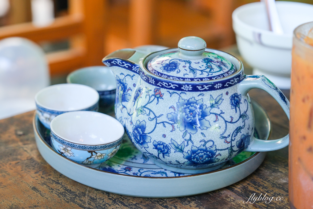 泰國攀牙｜Tien Leng Bak Kut Teh．連續5年米其林必比登推薦不間斷，大啖用陶鍋煮的肉骨茶 @飛天璇的口袋