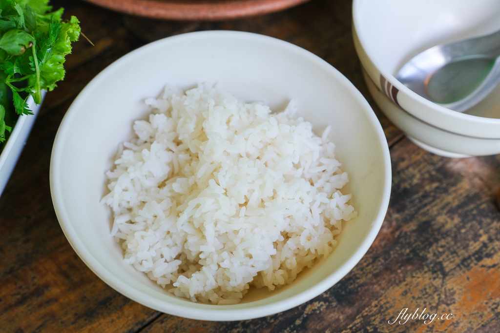 泰國攀牙｜Tien Leng Bak Kut Teh．連續5年米其林必比登推薦不間斷，大啖用陶鍋煮的肉骨茶 @飛天璇的口袋