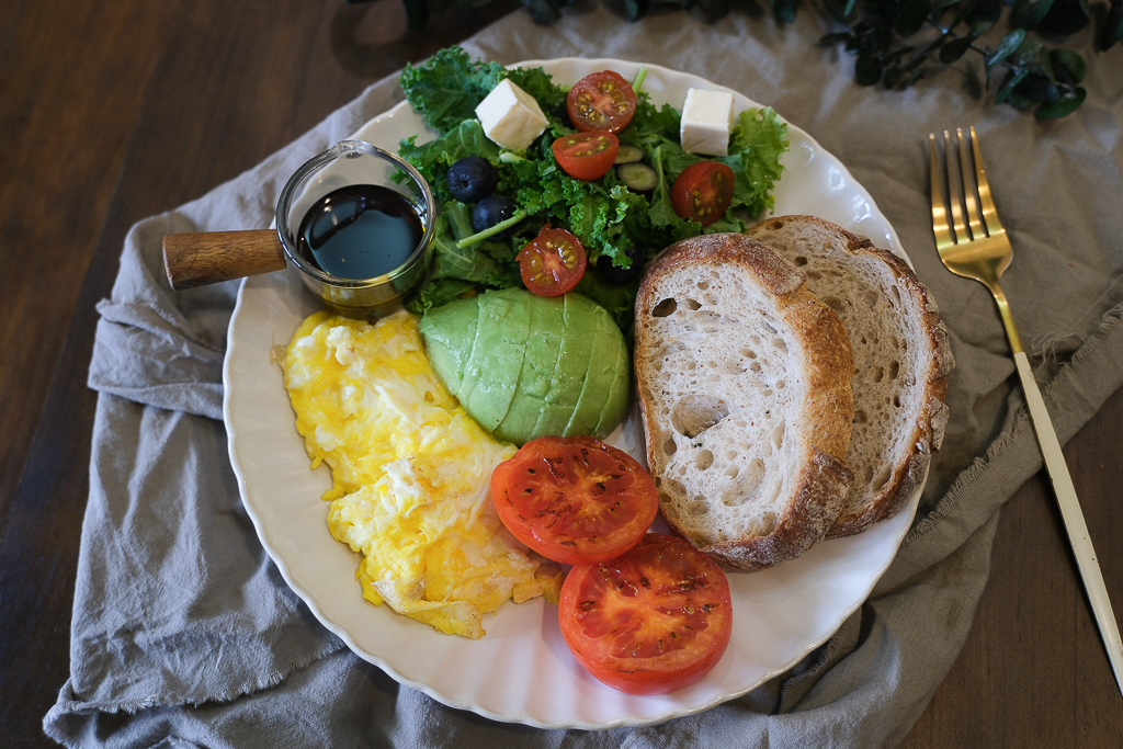 台中南屯｜木可烘焙咖啡 ．提供歐式和日式麵包，魯邦黑麥酸種麵包 @飛天璇的口袋