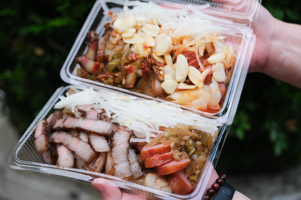 台中南屯｜馬妞手工花生大腸．真材實料的古早味，手工製作新鮮好吃 @飛天璇的口袋